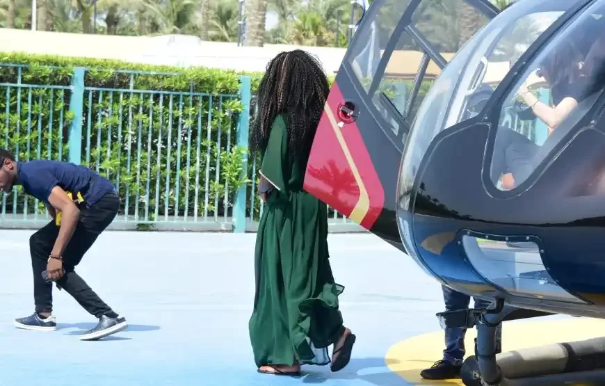 Fun Helicopter Ride in Dubai – 15 Minutes