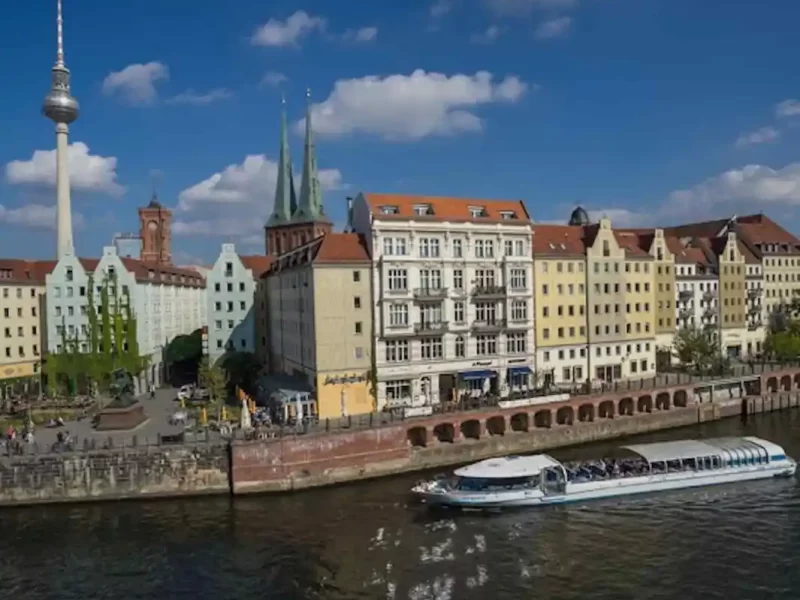Berlin River Cruise for one-Hour